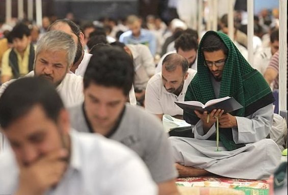 مساجد طهران مستعدة لاستقبال المعتكفين