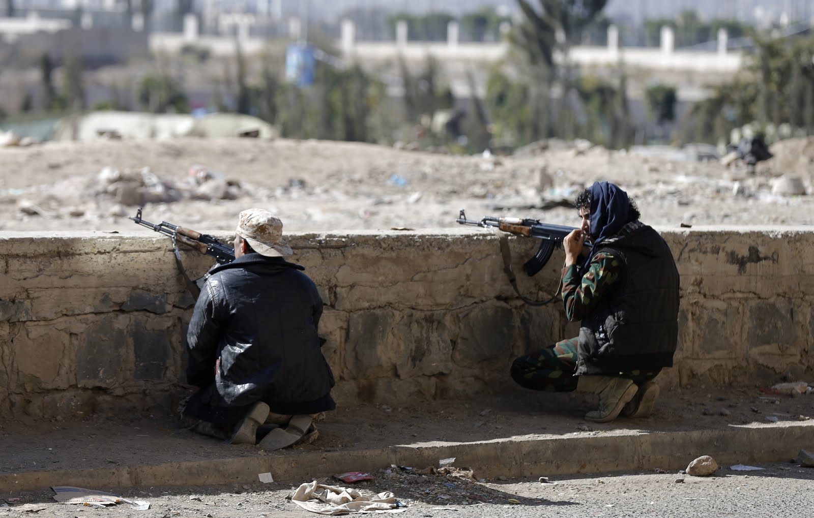  Pro-Hadi commander killed in Yemen's clashes