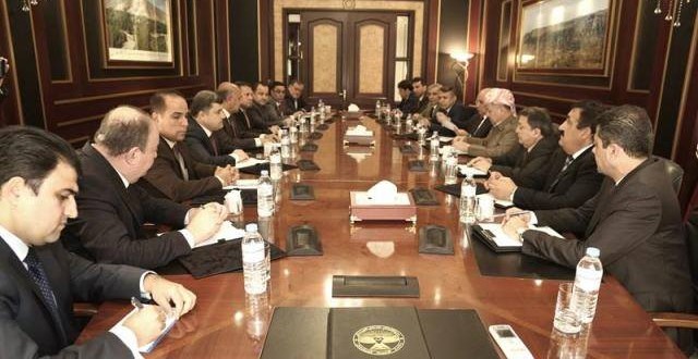الاحزاب الكردية تبحث عن مصالحها في بغداد وتقدم حلا نهائيا 