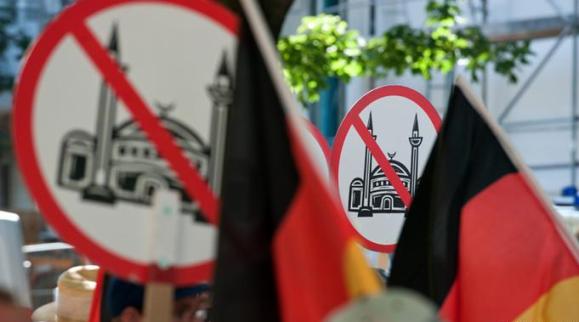 حزب ألماني: الإسلام لا يتوافق مع الدستور