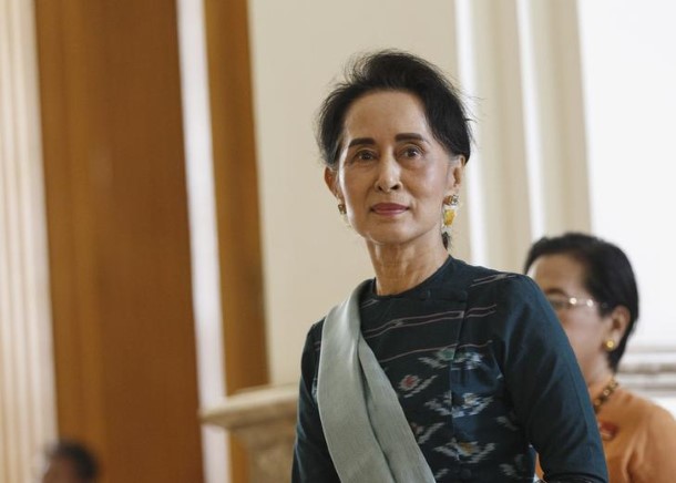 တႏိုင္ငံလံုး အပစ္ရပ္ေရးၿပီးေျမာက္ေအာင္ ႀကိဳးစားမည္ဟု ေဒၚေအာင္ဆန္းစုၾကည္ေျပာ