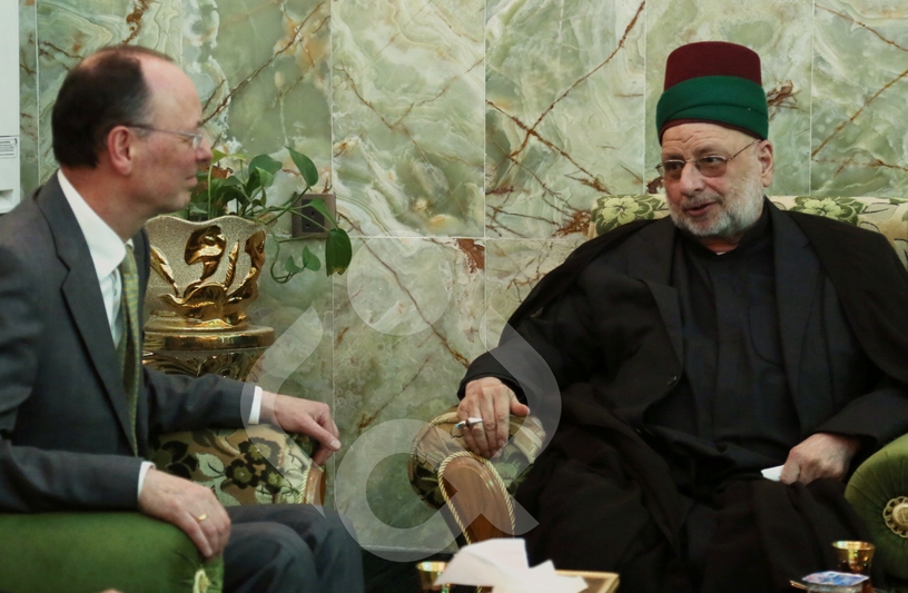 السفير الالماني يؤكد احترامه للمرجعية العليا في قراراتها الحكيمة حول الاحداث السياسية