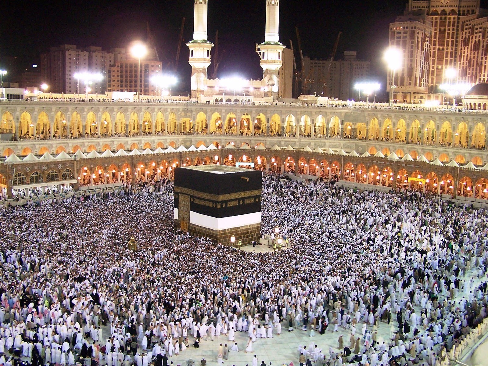 British Muslims Warned About Hajj Fraudsters