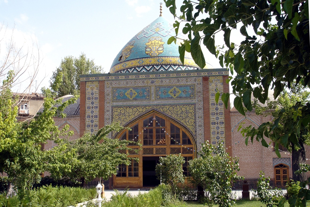 Armenia: Blue Mosque to Host I’tikaf Ceremony