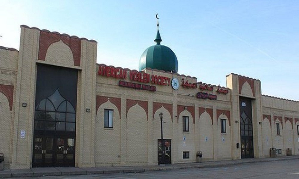 Michigan Muslims allow Church to use their Mosque
