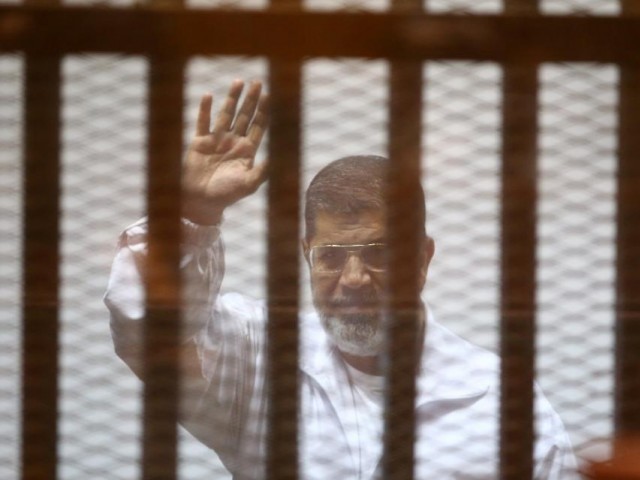 Egypt court postpones Morsi espionage verdict