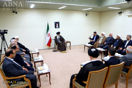 امام خامنہ ای نے اسلامی تہذیب کے فروغ کو یقینی بنانے کی ضرورت پر زور دیا