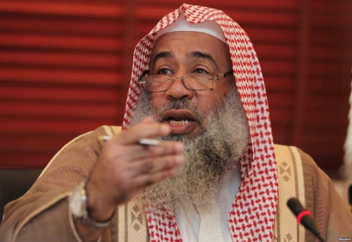 Bahraini extremist Salafist cleric with close ties to Al Khalifa says It's time to harvest heads of Iran agents