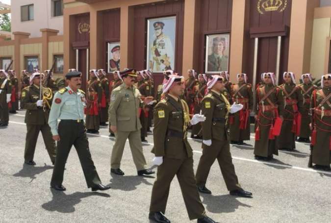 آرمی چیف جنرل راحیل شریف اردن کے درالحکومت عمان پہنچ گئے