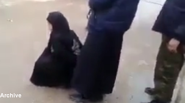 Syria: Extremist group of ISIS flogged a mother in public for refusing her daughter marriage to one of its members