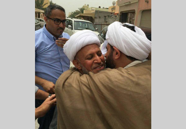 بعد 5 أعوام خلف القضبان السلطات تفرج عن أمين عام "أمل" الشيخ المحفوظ + صور