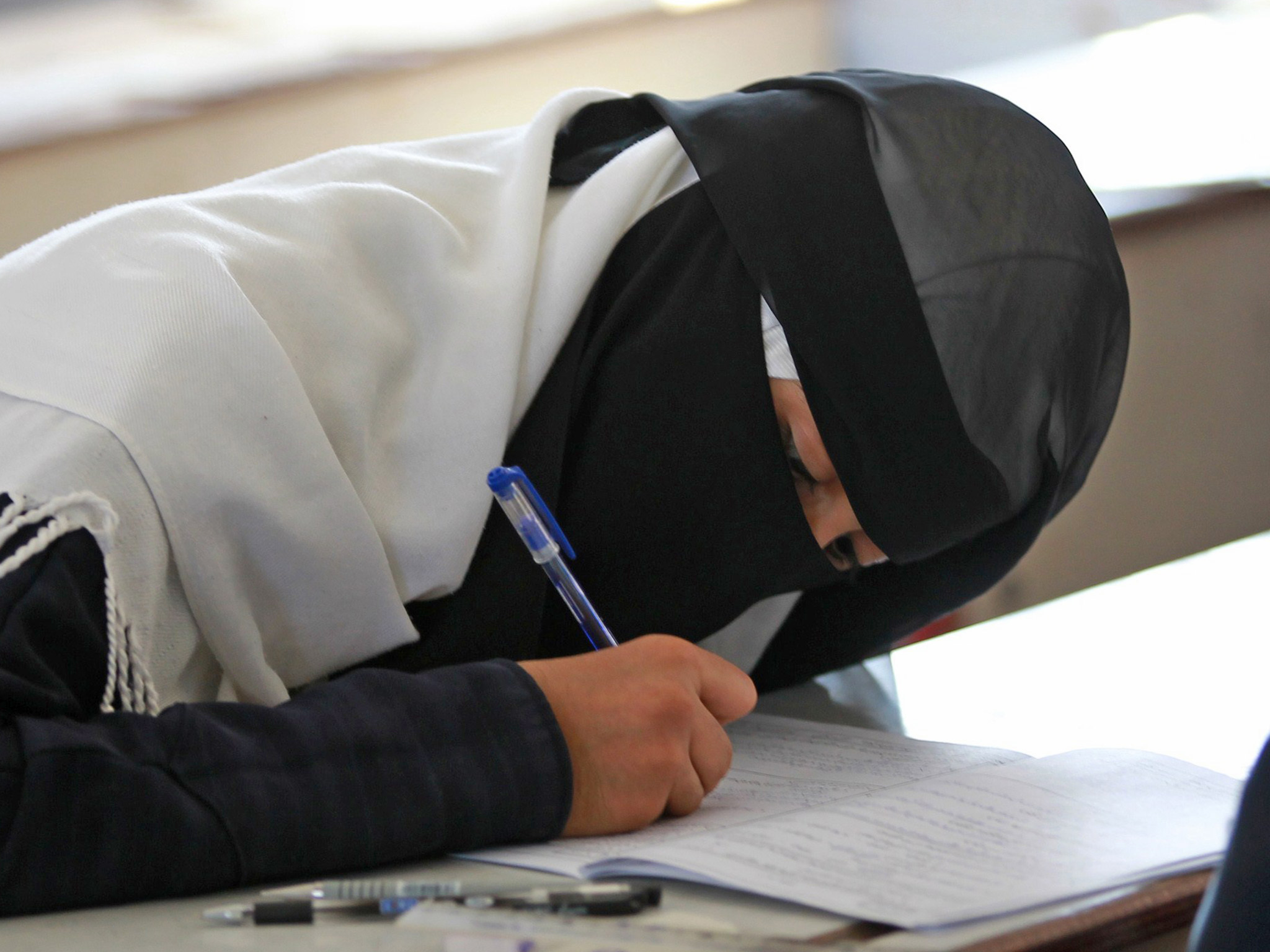 School in Denmark Forbids Students From Wearing Niqabs in Class