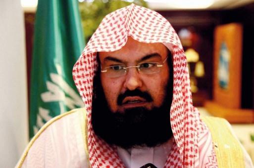 امام المسجد الحرام يعترف بدور علماء الوهابية في تضليل الشباب
