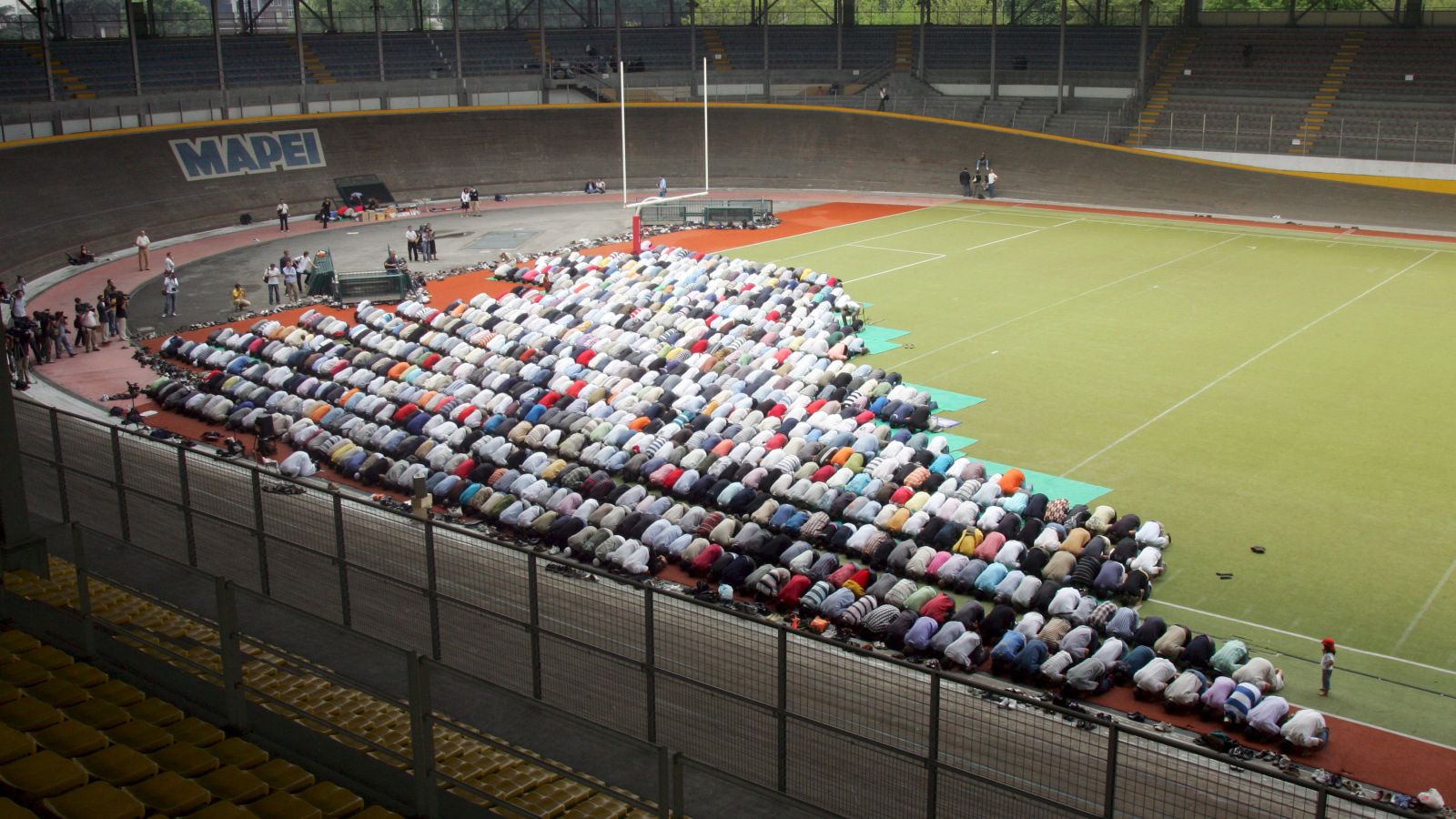Over 1.6 million Muslims in Italy but only eight mosques