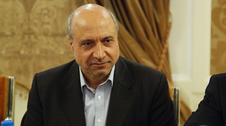 Manager der russischen Gesellschaft Gazprom reisen in den Iran
