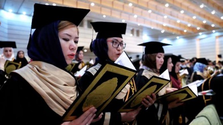 21000 Ausländer studieren an iranischen Universitäten