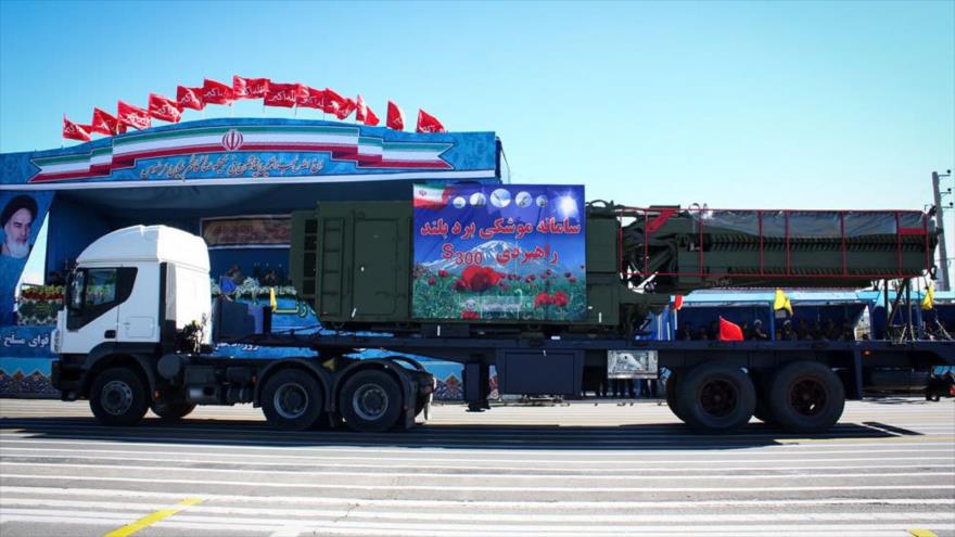 Ministre: la défense aérienne de l'Iran est déjà équipée de S-300 russe