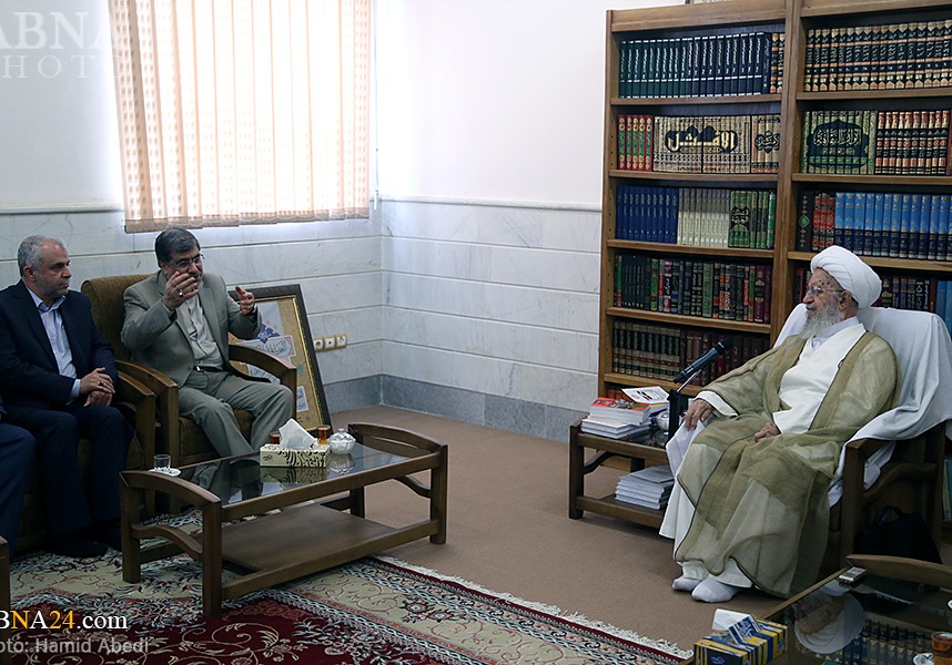 Grand Ayatollah Makarem: No Hajj pilgrimage under humiliation