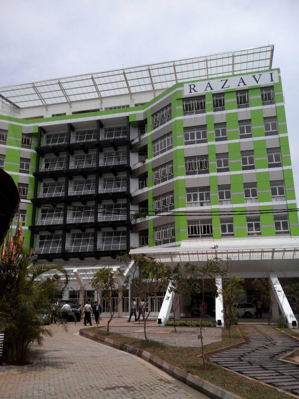  ရဇ္ဝီး အမည္ ျဖင့္ ကင္ဆာ အထူးကုေဆးရုံ ႀကီး သီရိလကၤာ တြင္ဖြင့္လွစ္ + ဓာတ္ပုံမ်ား