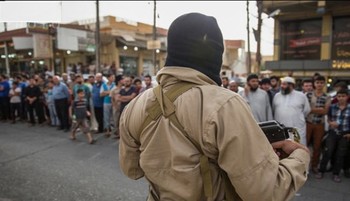 Dituduh Mata-mata, Perempuan Irak Ditembak Mati ISIS
