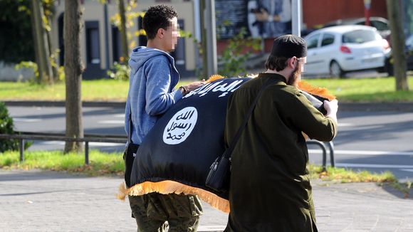 Schweiz will Muslimen Staatsbürgerschaft entziehen 
