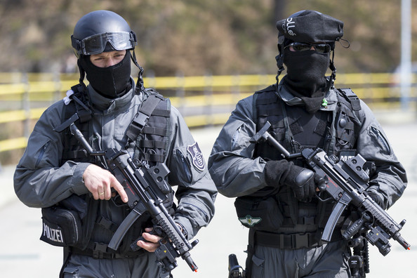 Australia charges five men plotting to join ISIS