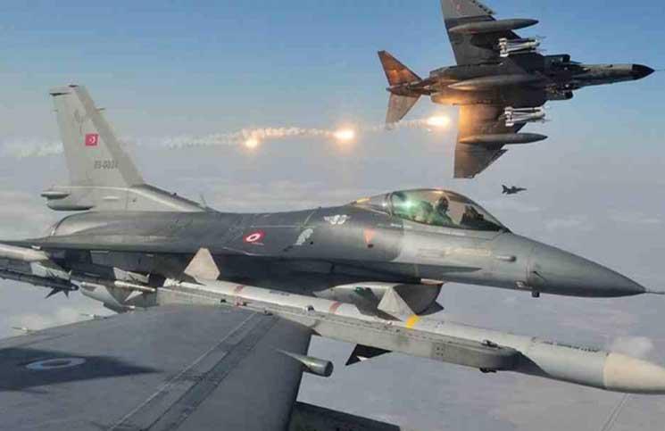 تركيا تغير على مواقع "العمال الكردستاني" بجبال قنديل و نزوح سكان 4 قرى