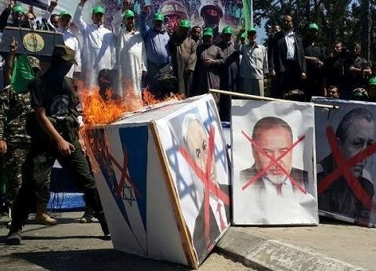 Hamas official: “Not afraid of Lieberman’s threats”