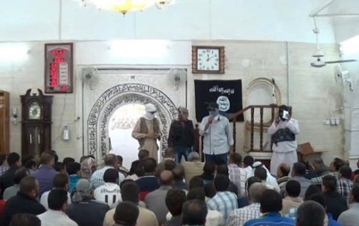 داعش يغير مواقيت الصلاة في الموصل لاسباب طائفية!