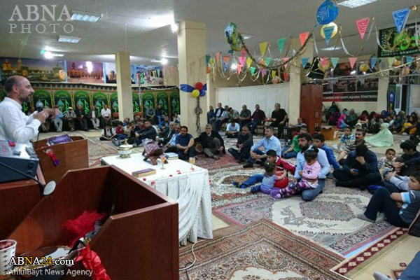 تقرير مصور/ المسلمون الشيعة يحتلفون بمناسبة ولادة الامام المهدي (عج) في تركيا