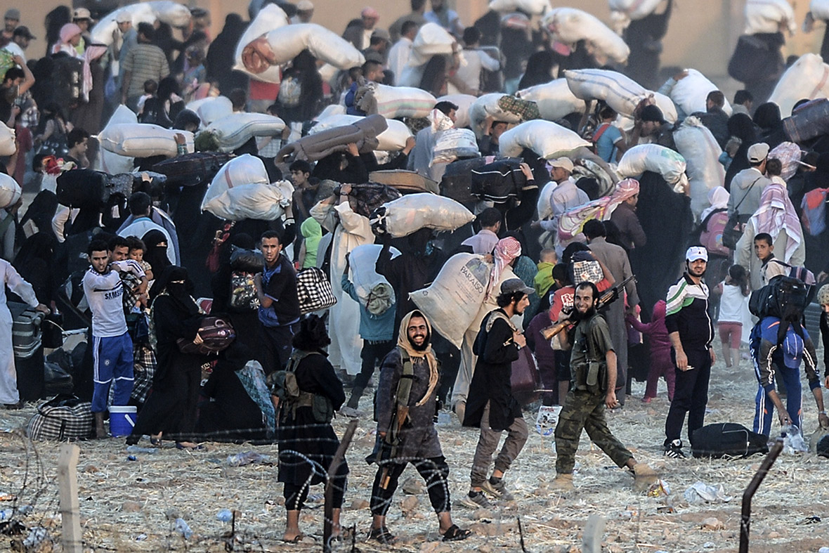 ISIS Using Civilians as Human Shields in Fallujah