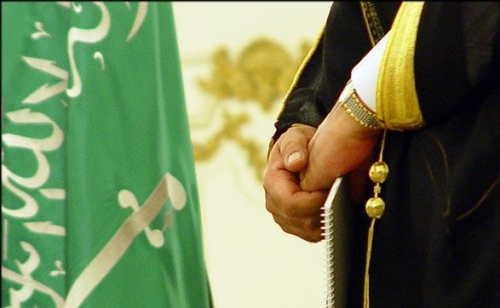 حج کو سیاسی حربہ اور دباؤ کے طور پر استعمال نہیں کرنا چاہیے