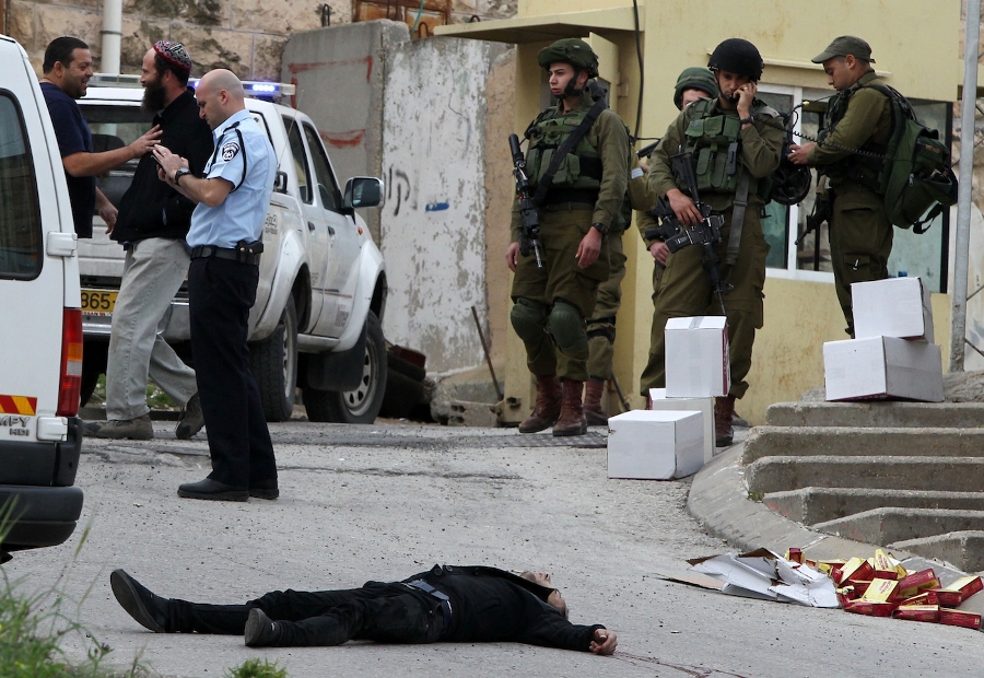 Israeli undercover soldiers shot young Palestinian man