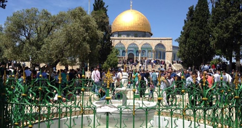 Almost 70,000 performed Friday Prayers at al-Aqsa Mosque