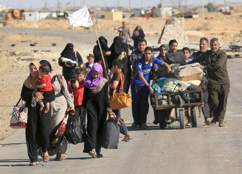 Over 4,000 Iraqis Fled Mosul to Syria in May Only