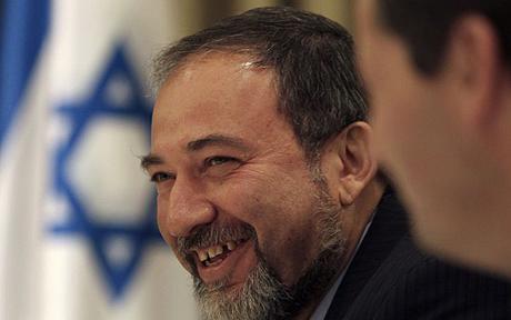 Israel Ancam Musnahkan Pertahanan Udara Syria