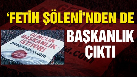 Bu pankart şölene damgasını vurdu / Foto