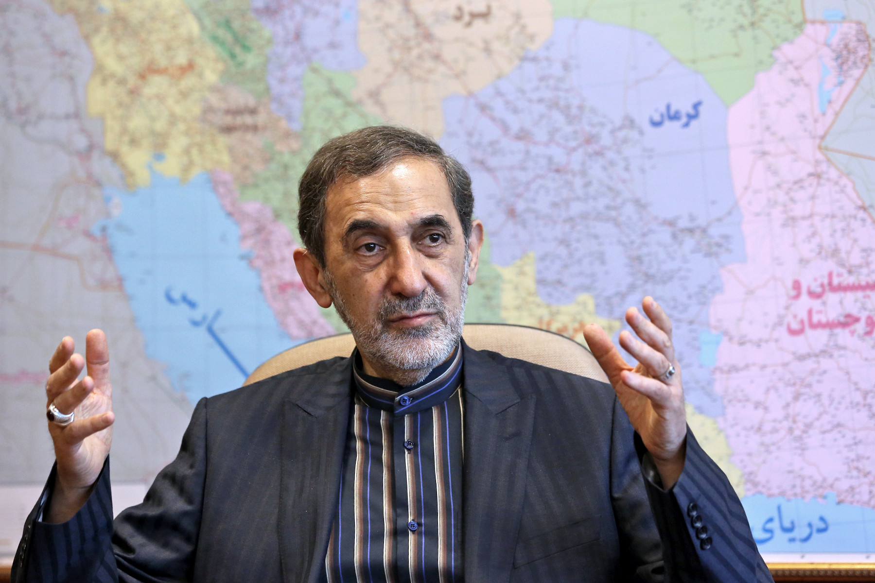 ایران کی اہم ترین پالیسی، سنی شیعہ اتحاد: ولایتی