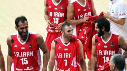 Iranische Basketball-Nationalmannschaft nach Jordanien gereist
