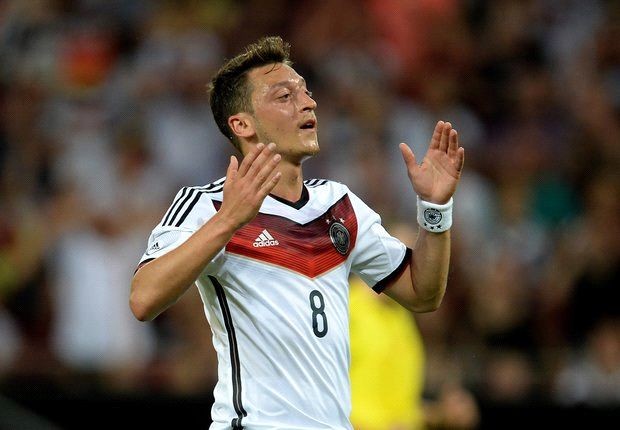 أوزيل يغضب جمهوره المسلم بخصوص صومه في يورو فرنسا