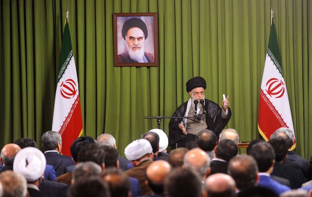 Imam Khamenei urges strong answer to US hostility
