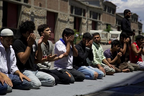 Muslims to Get Prayer Spaces in Athens for Eid al-Fitr