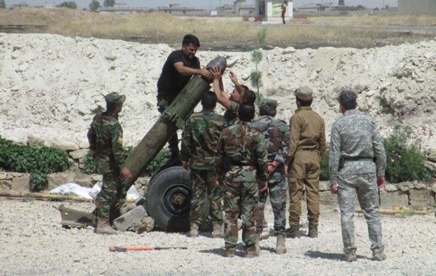 Kurdish Peshmerga uses terrorists' made makeshift mortar to hit ISIS