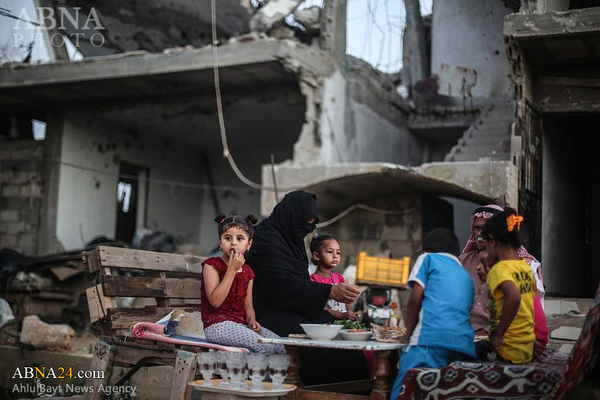 Fotos: Fastenbrechen auf der Ruine in Gaza