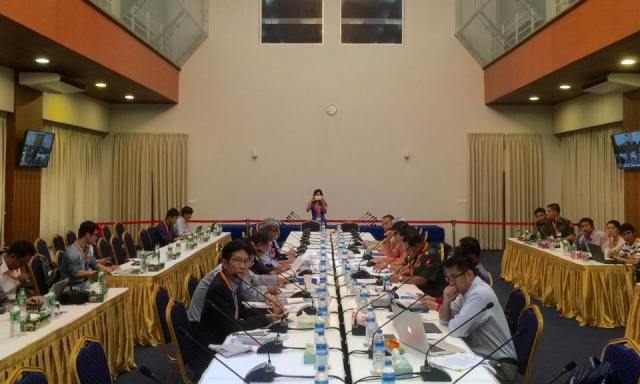  ၂၁ရာစု ပင္လံုညီလာခံ အႀကိဳျပင္ဆင္ေရး ႏွင့္ ႏုိင္ငံေရးေဆြးေႏြးမႈ မူေဘာင္ ျပန္လည္သံုးသပ္အစည္းအေဝး က်င္းပေန