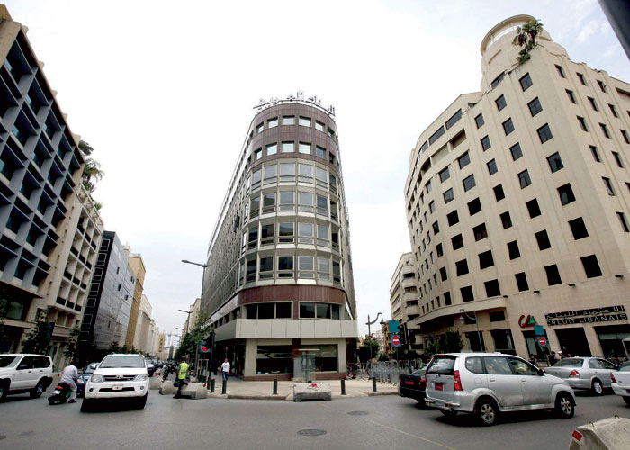 Some of Lebanese banks should stop conspiracy & slyness - Hezbollah officials 