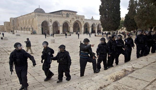 Las Fuerzas Sionistas han Intensificado sus Ataques Contra la Mezquita Al-Aqsa Durante el Bendito Mes de Ramadán 