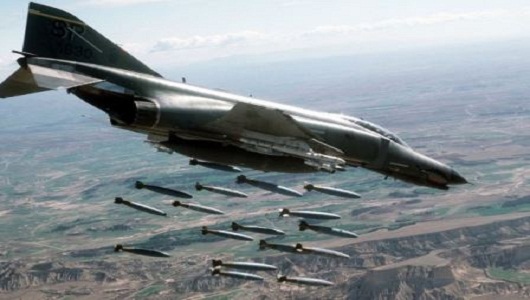 İsrail savaş uçakları Gazze’yi vurdu