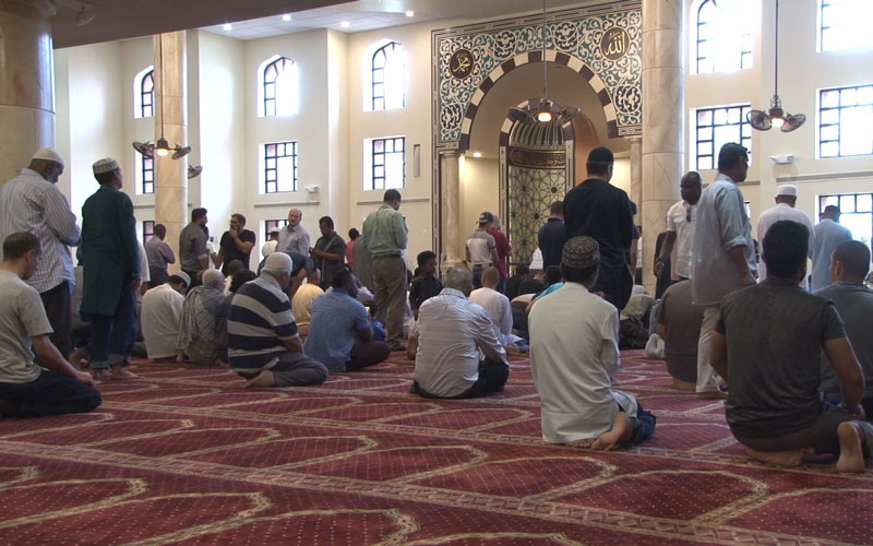 Arizonan Muslims celebrate Ramadan, bringing community together