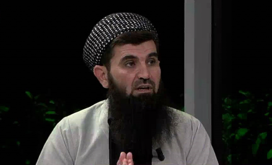 Iraqi Kurdish Islamic preacher arrested for third time marriage / Pic
